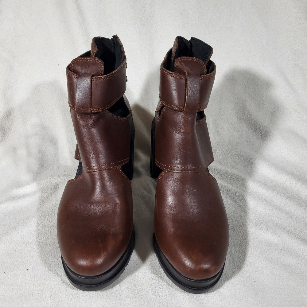 Sorel Margo Cut Out Waterproof Booties / Sandales Size 8 - Picture 2 of 9